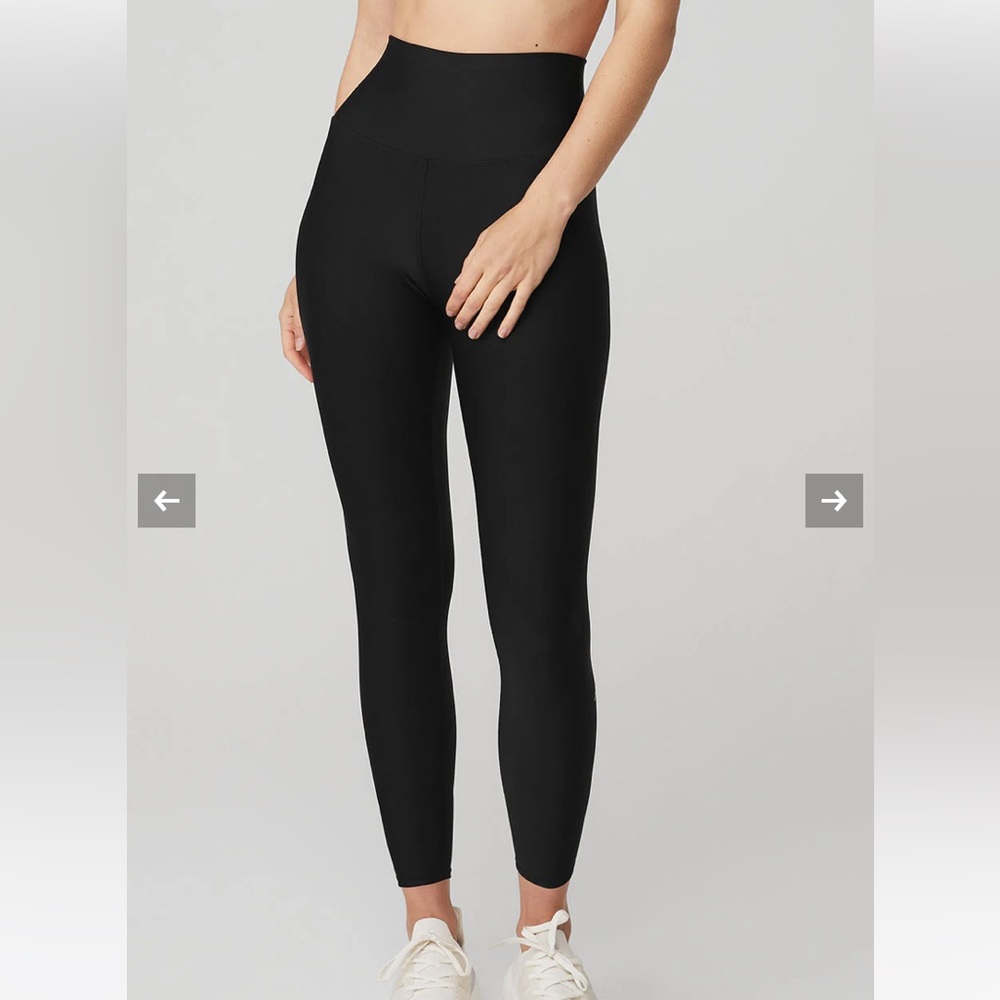 Alo 7/8 High-Waist Airlift Leggings in Black